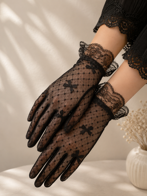 Elegant Lace Net Gloves
